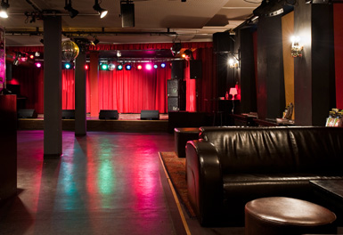 MUZclub Couches